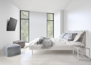 Vogels THIN 515 - Neigbare Wandhalterung
